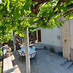 Holiday Home Zvecanje