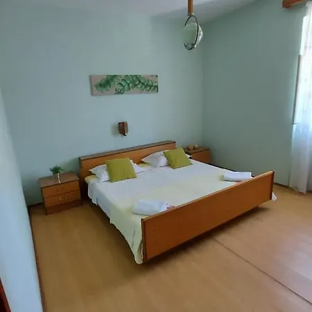 Holiday Home Nyaraló
